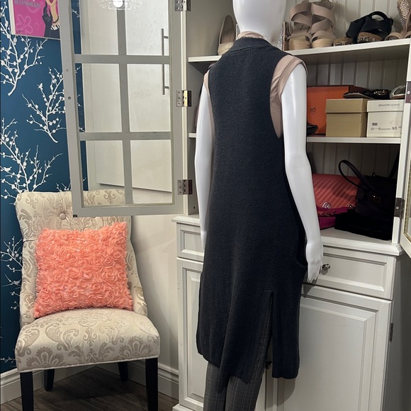 Wilfred Dark Gray Vest with Brown Belt - Picture 11 of 15